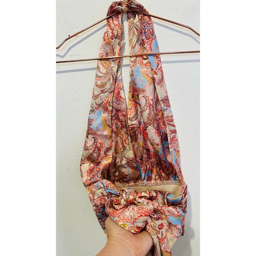 WILLOW & ROOT Taupe Pink Blue Paisley Satin Cropped Halter V-Neck Halter Top L - Picture 8 of 9